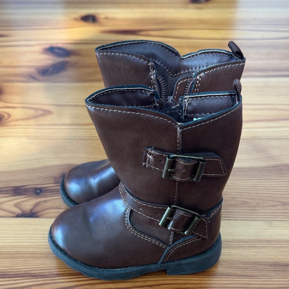 NWOT Carter's Brown Leather Ankle Boots size Toddler 6